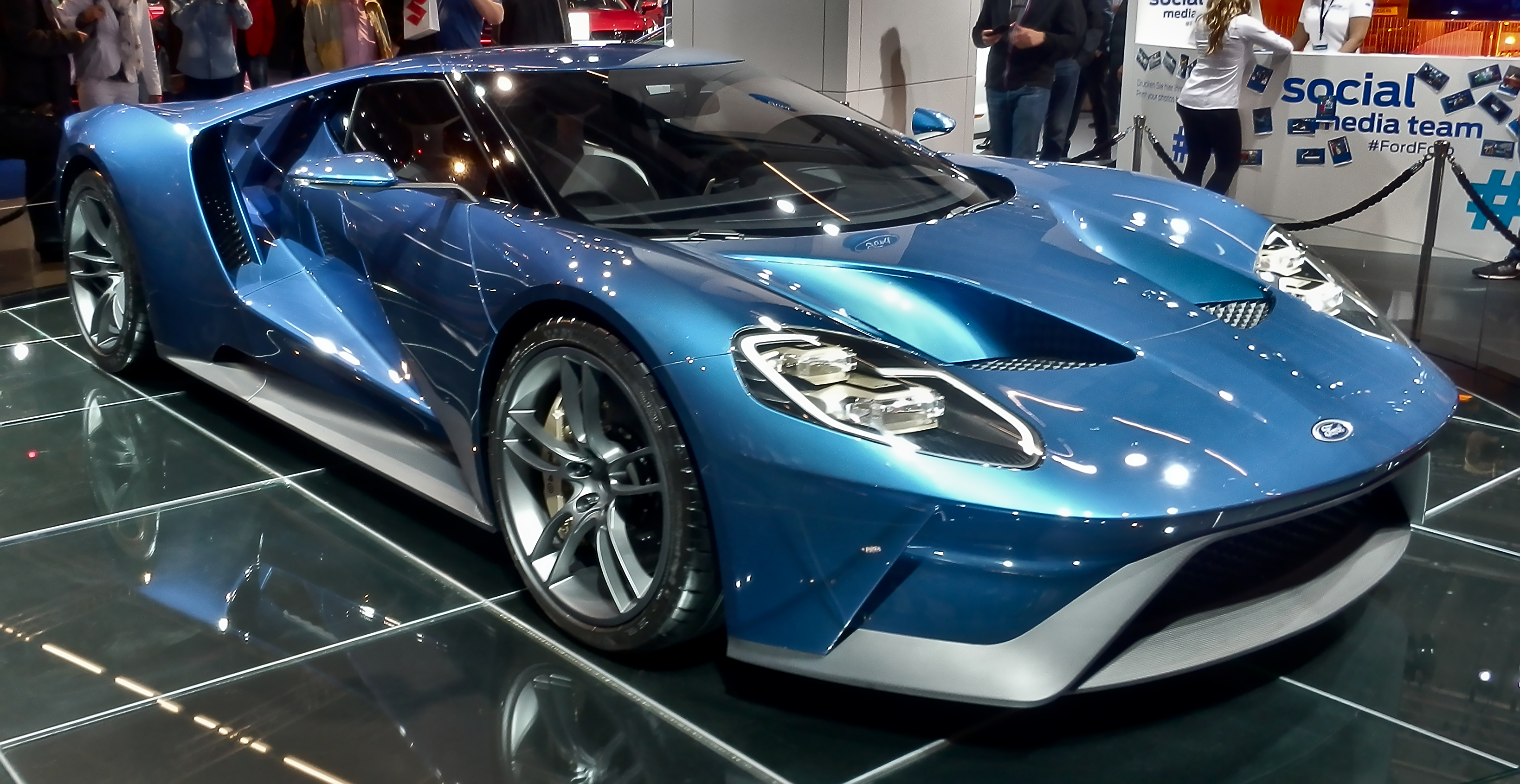 cool loking for with nice background